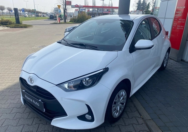 Toyota Yaris cena 68900 przebieg: 66604, rok produkcji 2022 z Raszków małe 232